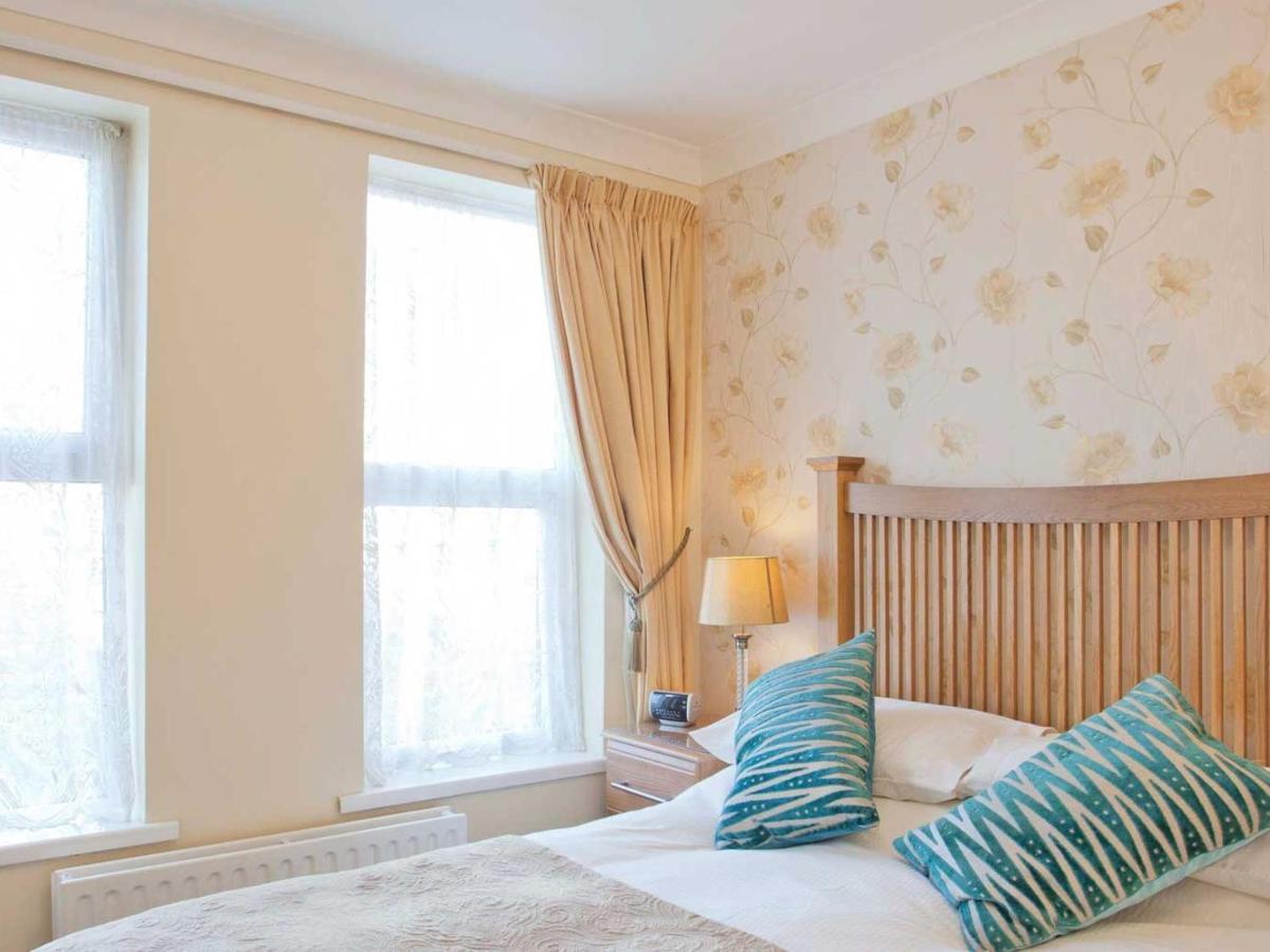 Amberlea Guest House Swanage Exteriör bild